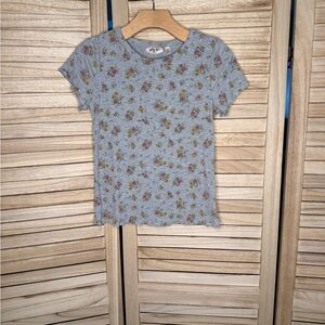 Willow Floral Short Sleeve Tee in Gray